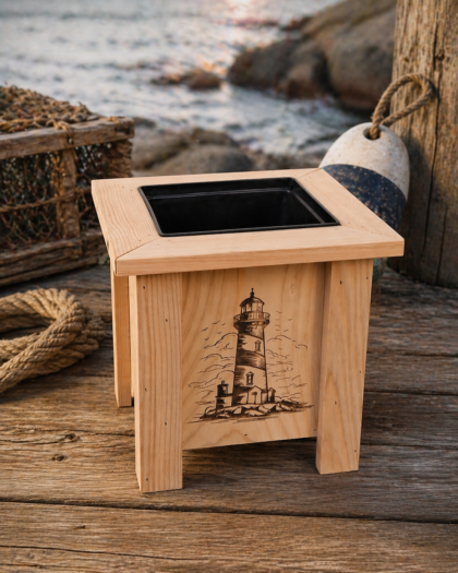 Cedar 2 Quart Mini Planter (Lighthouse)