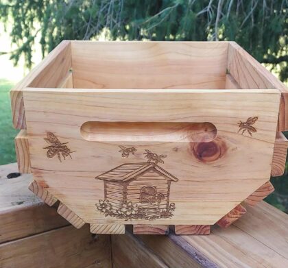 Cedar Basket (Bee)