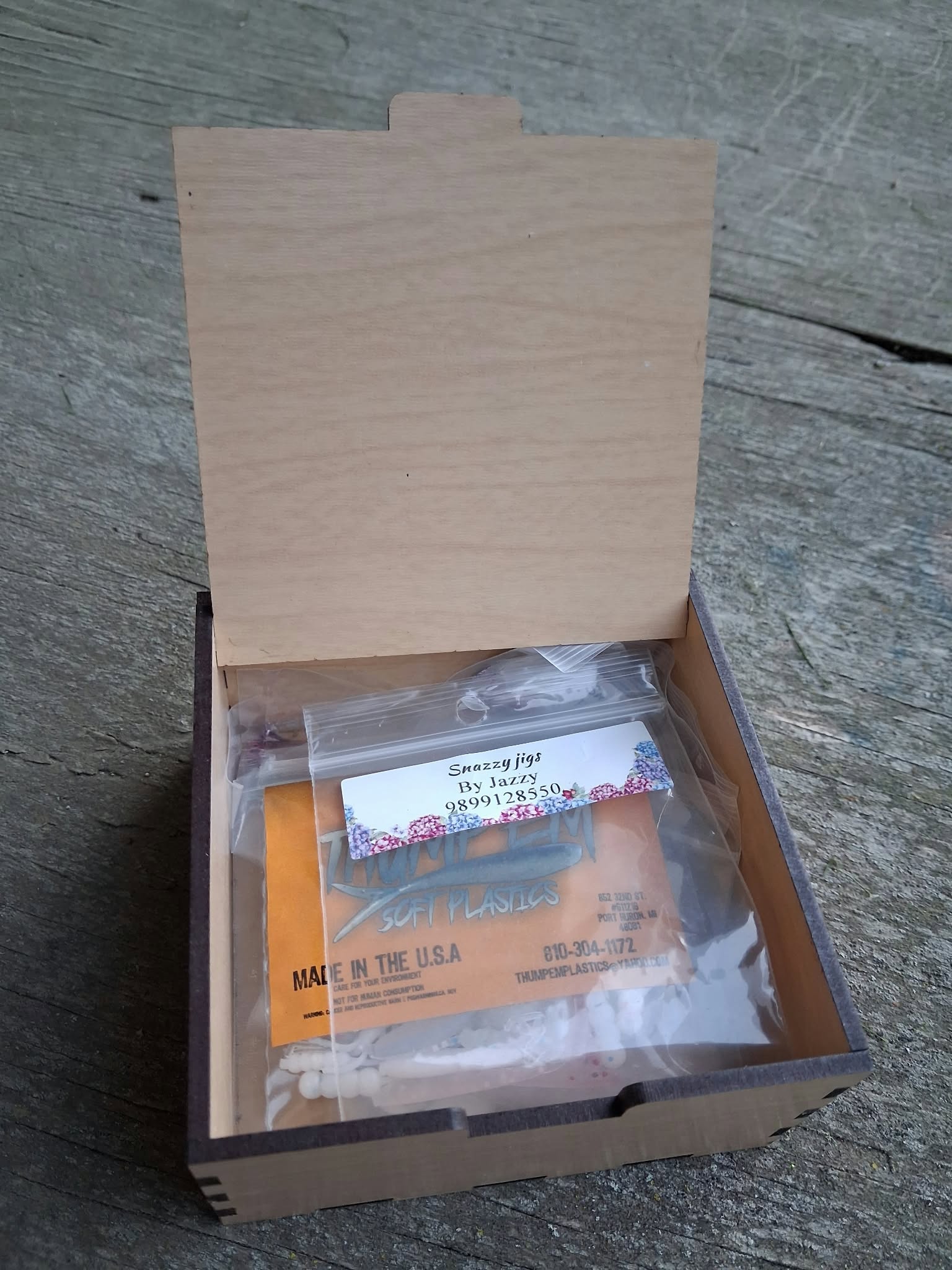Bluegill Sunfish Box with Tackle - Image 3